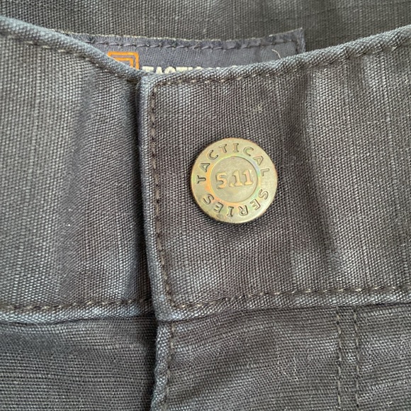 5.11 Tactical Gear Pants (34/30) - Picture 5 of 10